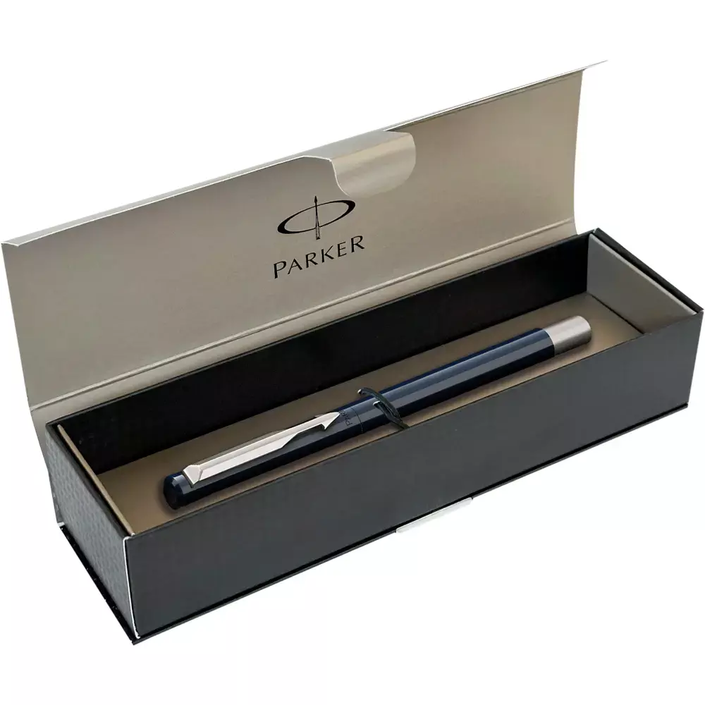 ROYAL naliv pero VECTOR black CT